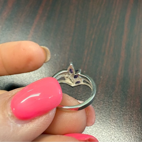 Avon Sterling Silver Diamond accent Ring with genuine stones size 6 NIB vintage - Picture 4 of 7